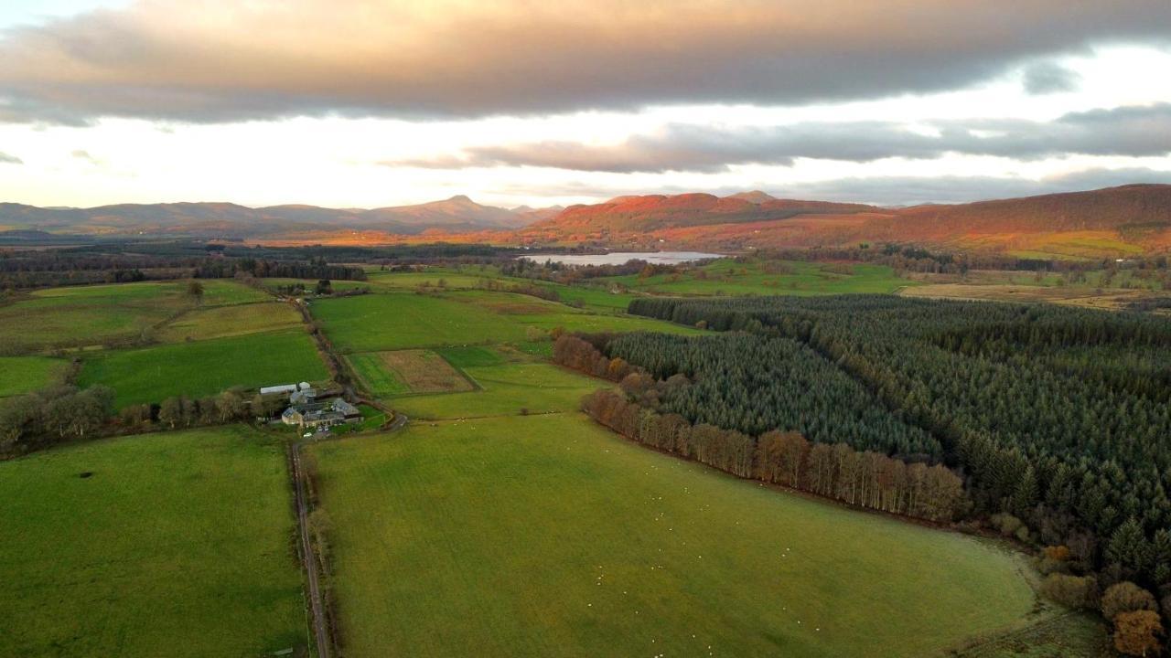 Trossachs Barn & Cabin - Boutique B&B Port Of Menteith Esterno foto